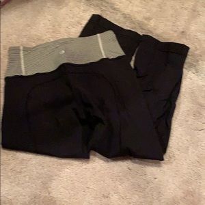 Lululemon capris